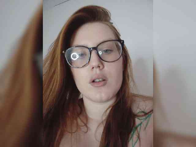 DollVice webcam