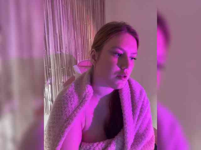 DollVice webcam