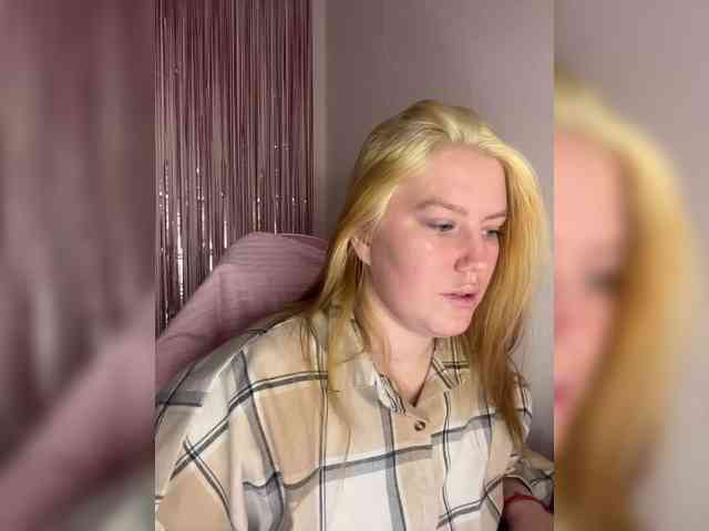 DollVice webcam