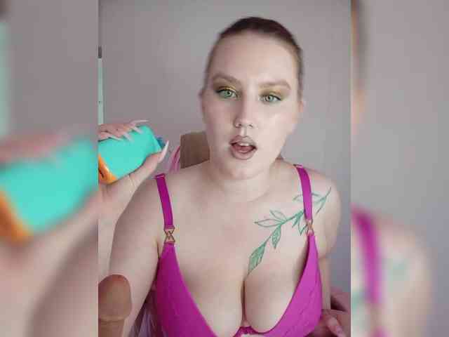 DollVice webcam