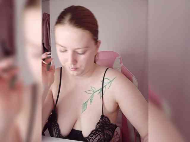 DollVice webcam