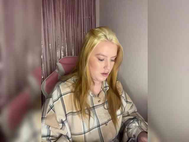 DollVice webcam