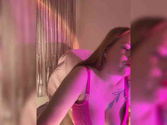 DollVice webcam