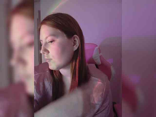 DollVice webcam