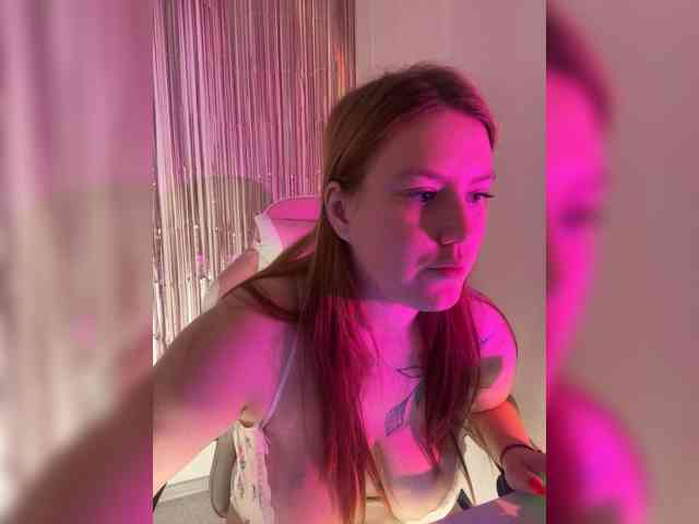 DollVice webcam