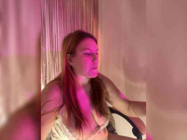DollVice webcam