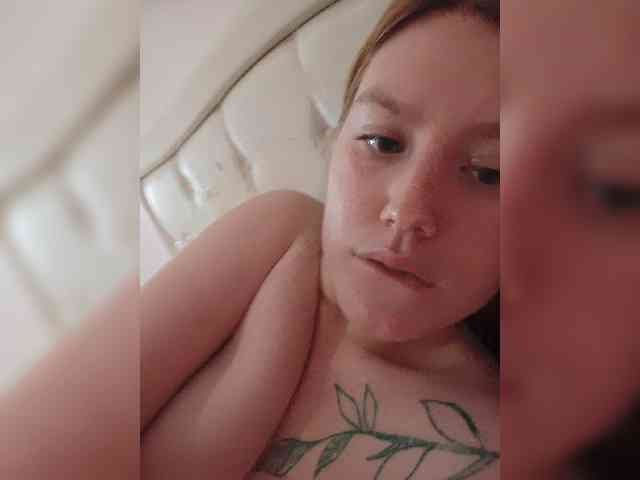 DollVice webcam