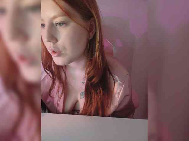 DollVice webcam