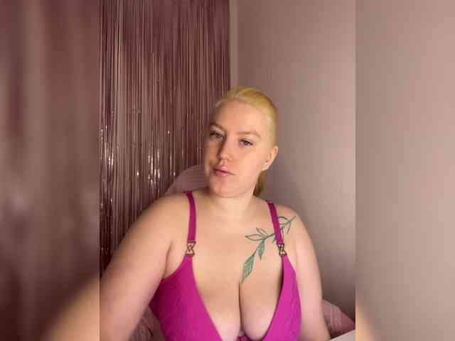 DollVice webcam