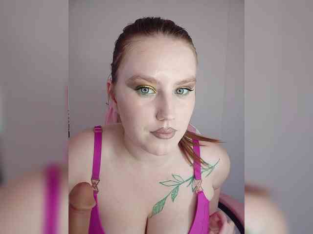 DollVice webcam