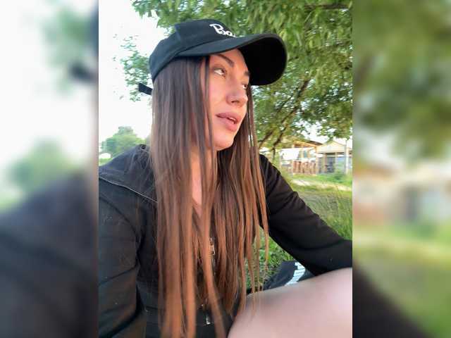 TheBESTorNOTHING live cam on BongaCams