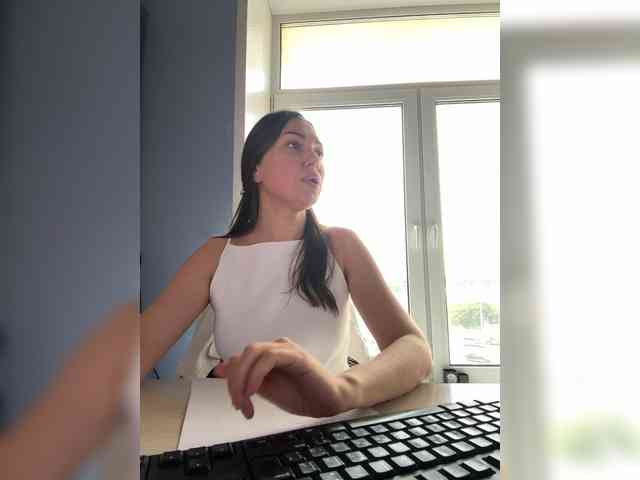 TheBESTorNOTHING live female cam on bongacams