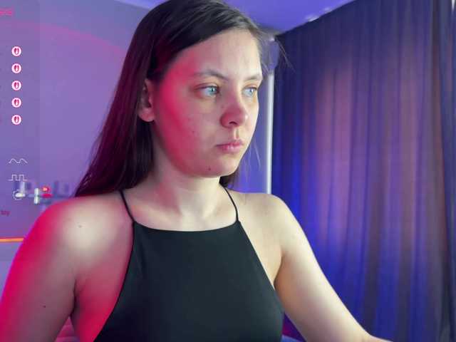 le modèle Katherine-Ross est en webcam porno dans un show sur le site bongacams, il possède les tags suivants: White/Caucasian,Brunette,Shaved