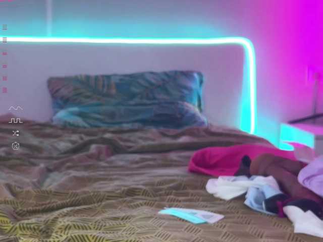 Katherine-Ross live cam on BongaCams
