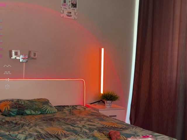 Katherine-Ross live cam on BongaCams