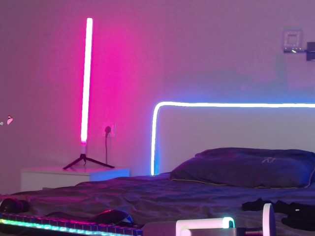 Katherine-Ross live webcam show