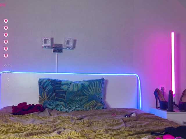Katherine-Ross live cam on BongaCams