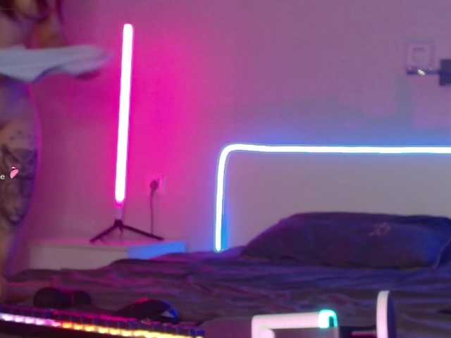 Katherine-Ross live webcam show