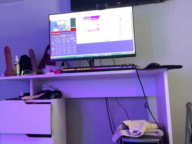 Katherine-Ross live cam on BongaCams