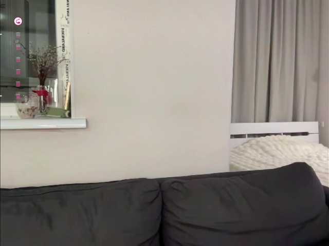 Moonika live cam on BongaCams