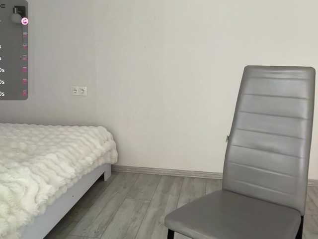 Moonika live webcam show