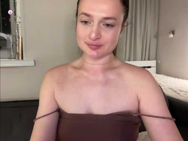 Moonika live cam on BongaCams