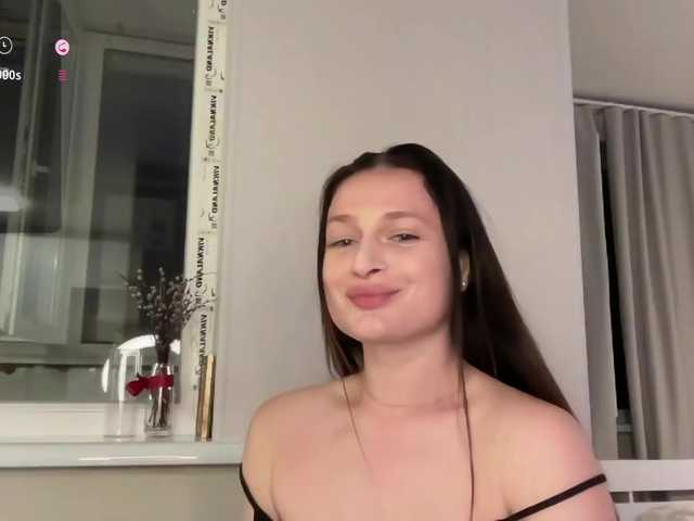 Moonika live cam on BongaCams