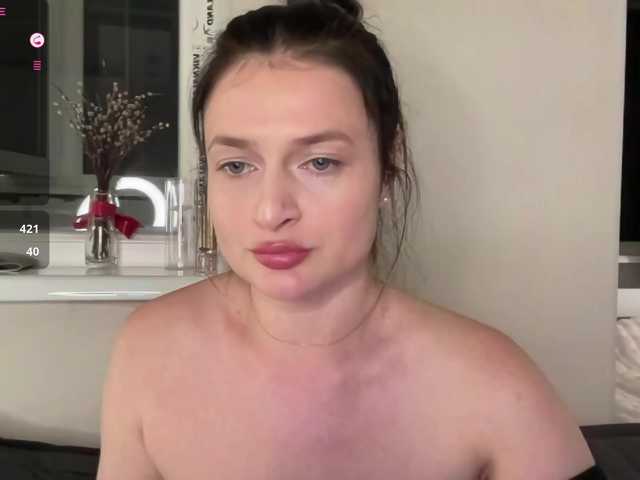 Moonika live cam on BongaCams