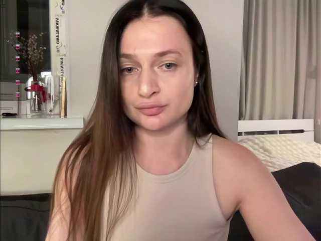 Moonika live cam on BongaCams