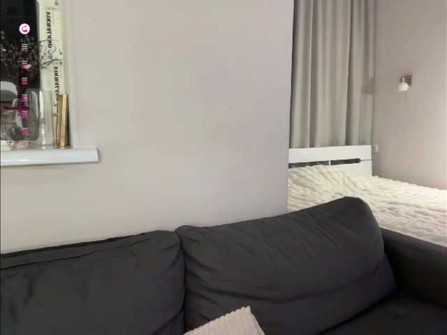 Moonika live cam on BongaCams