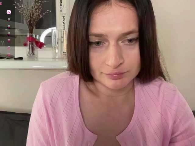 Moonika live cam on BongaCams