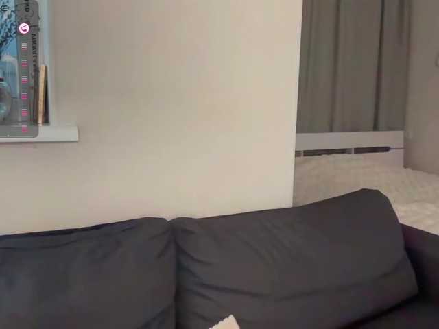 Moonika live webcam show