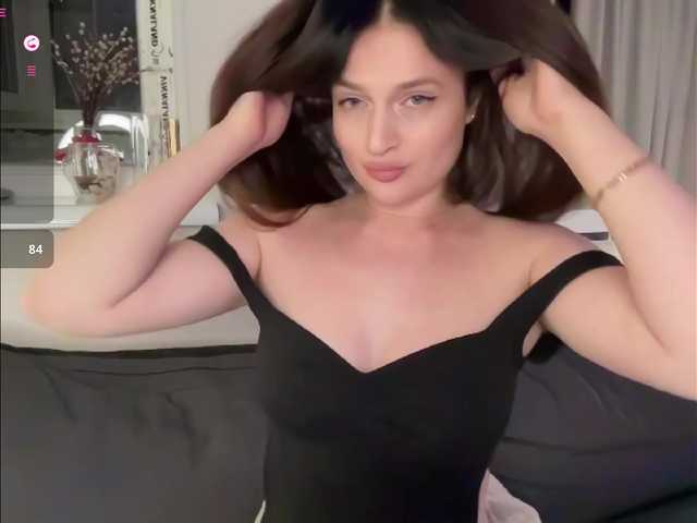 Moonika live cam preview
