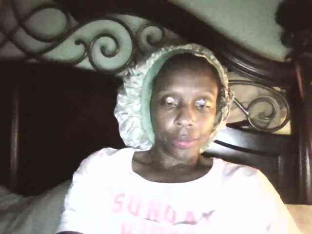 KatieKuada webcam