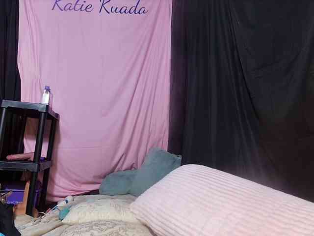 KatieKuada webcam