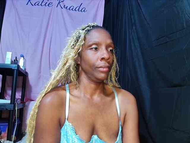 KatieKuada webcam