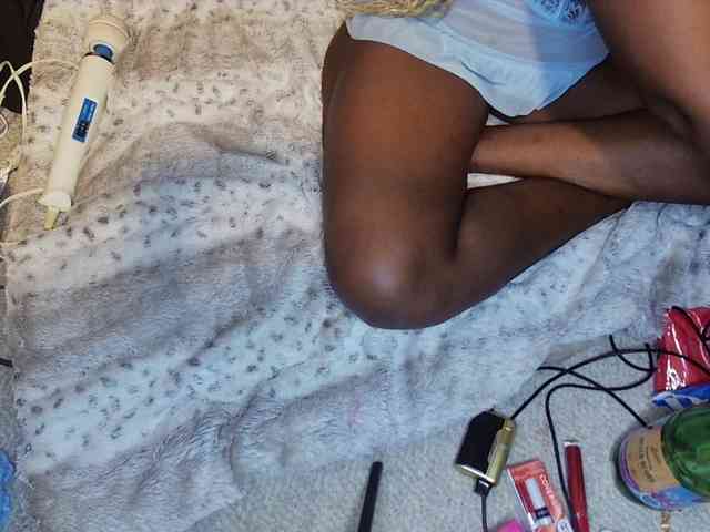 KatieKuada webcam