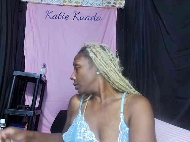 KatieKuada webcam