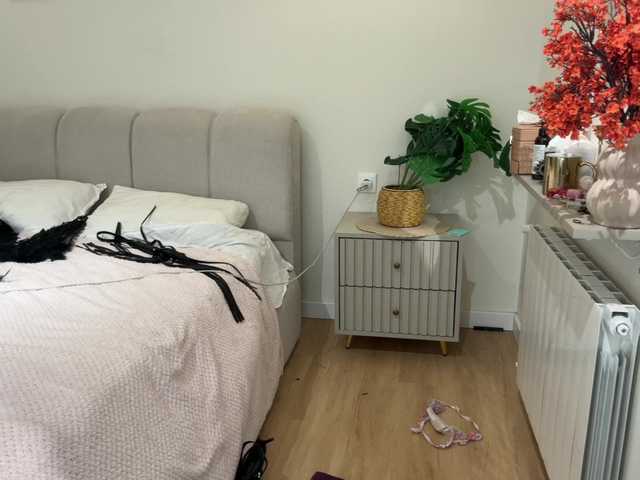 KellyAndJulie live cam on BongaCams