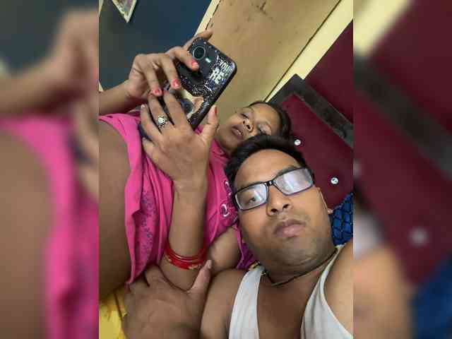 HotIndiancouple69 webcam