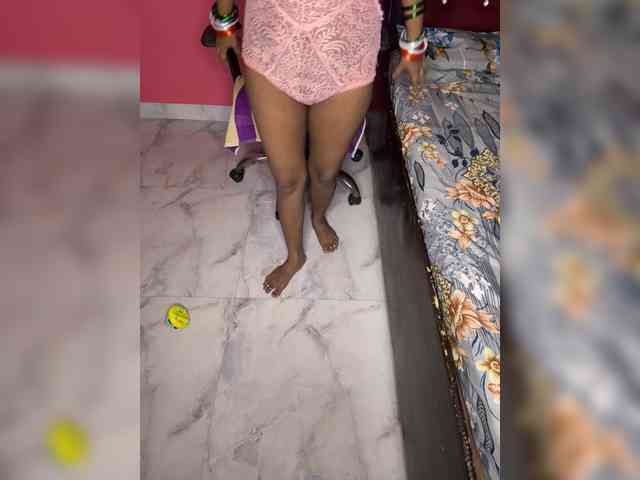 HotIndiancouple69 webcam