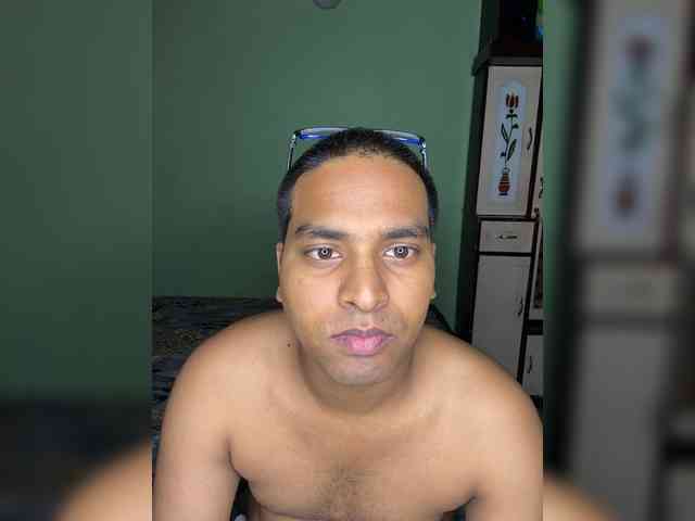 HotIndiancouple69 webcam