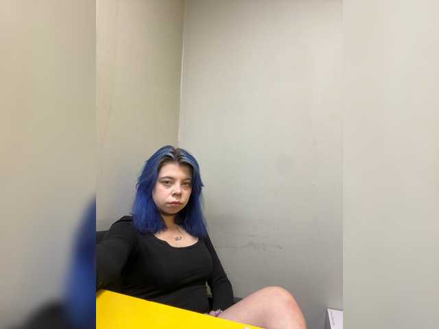 Lira-Lira live cam on BongaCams