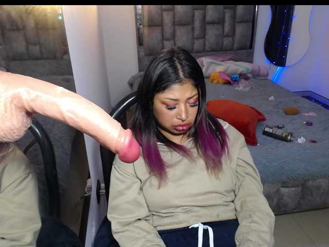 hikonojan live cam on BongaCams