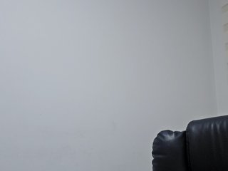 Estefani-R Porn Show