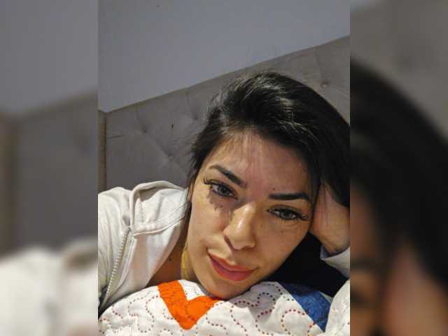 Estefani-R live cam on BongaCams