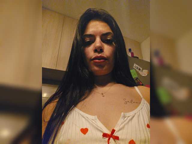 Estefani-R live cam on BongaCams