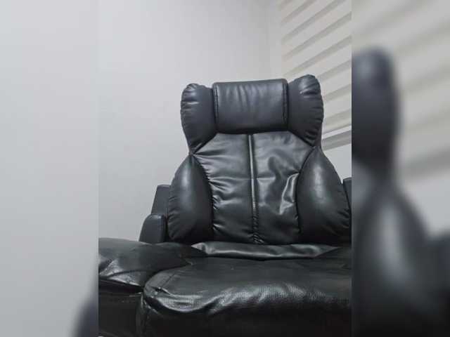 Estefani-R live cam preview
