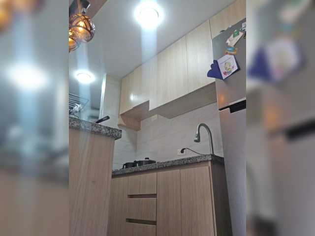 Estefani-R live cam on BongaCams
