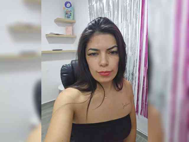 Estefani-R Estefani-R